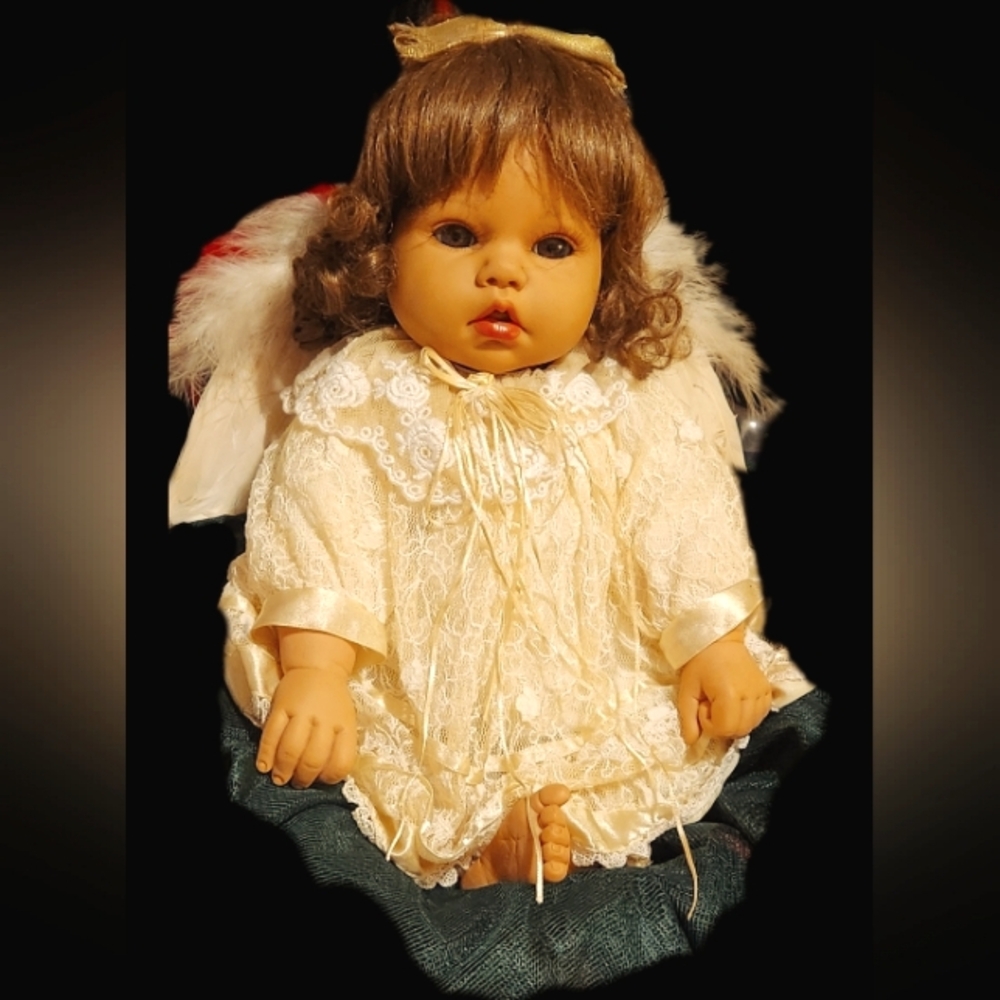 Vintage ANGEL Seymour Mann doll
